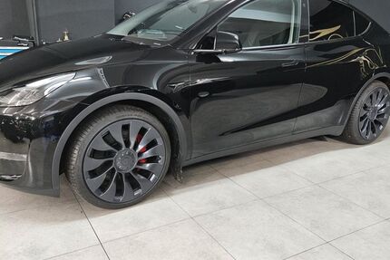 Tesla Model Y 67.100 km 40.800 &euro; Langenfeld 40764