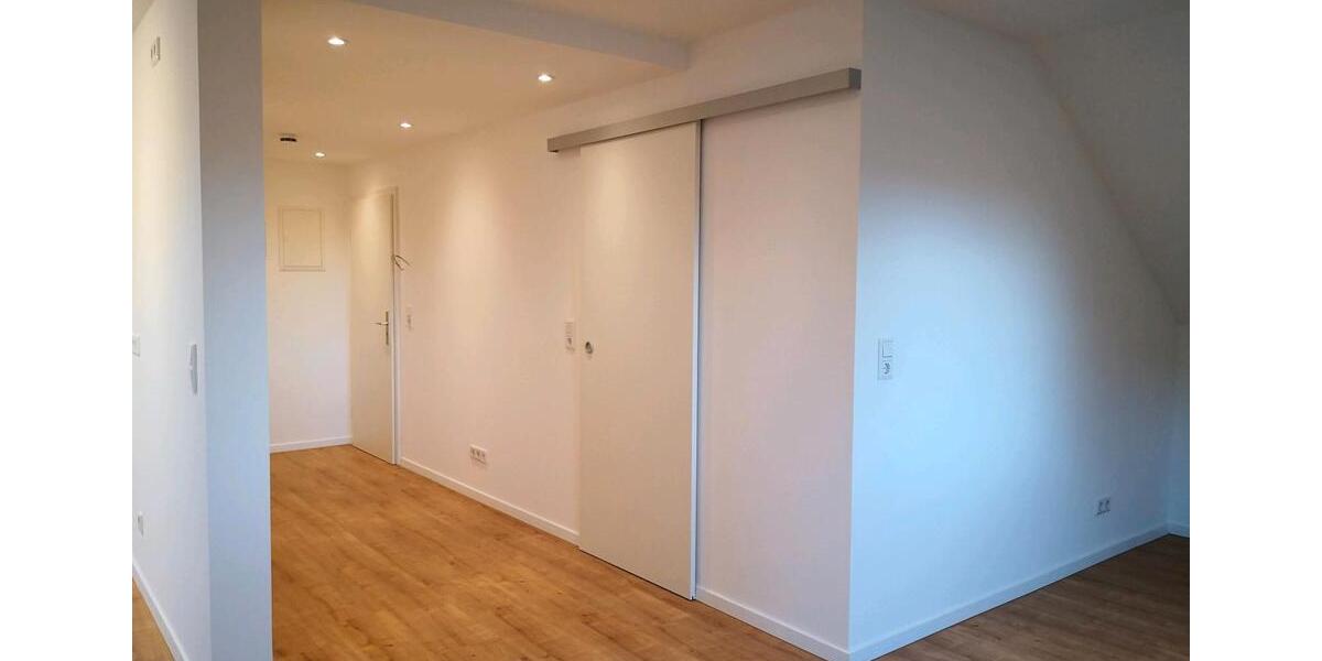 Dachgeschoßwohnung Mülheim an der Ruhr Dümpten - 2 Zimmer, 51 m&sup2;, 165.000&euro; | Angebot:27540996