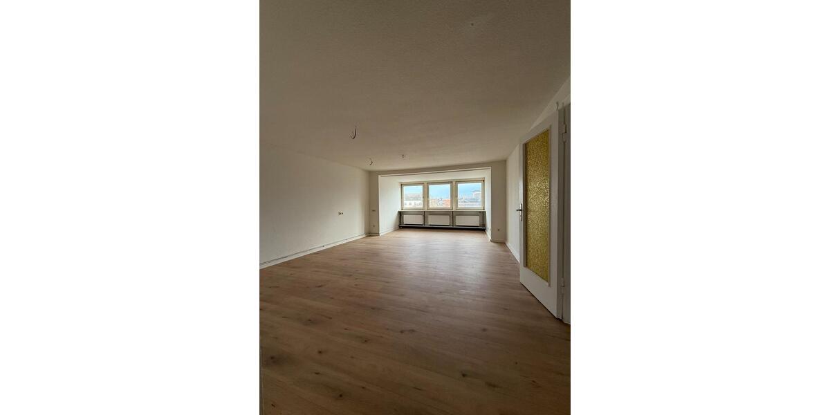 Dachgeschoßwohnung Gelsenkirchen - 2 Zimmer, 85 m&sup2;, 460&euro; | Angebot:25418936