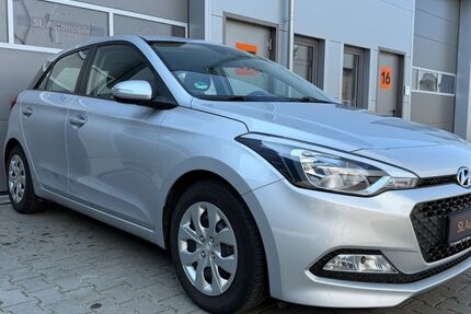Hyundai i20 33.802 km 8.995 &euro; Willich 47877