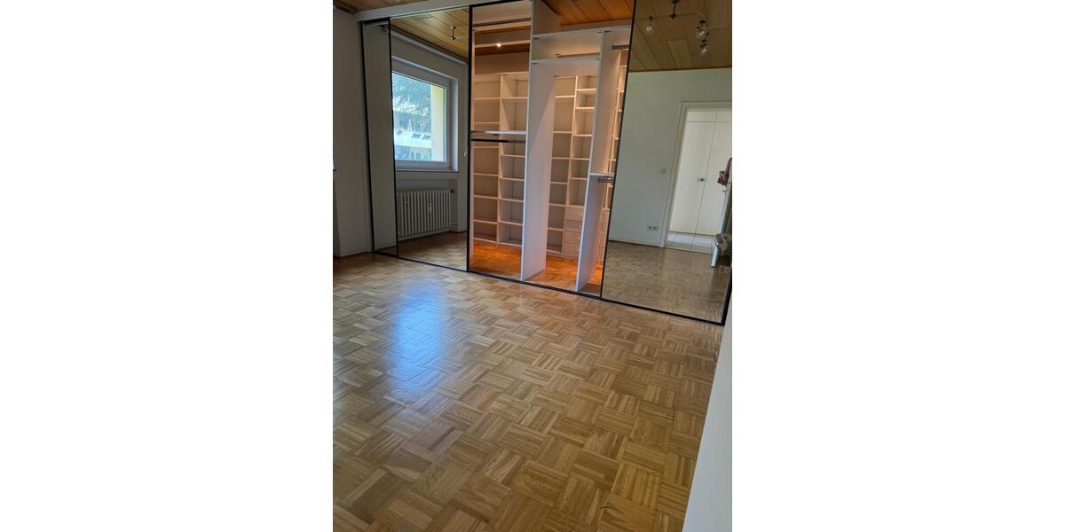 Etagenwohnung Meerbusch Necklenbroich - 4 Zimmer, 122 m&sup2;, 430.000&euro; | Angebot:26967058
