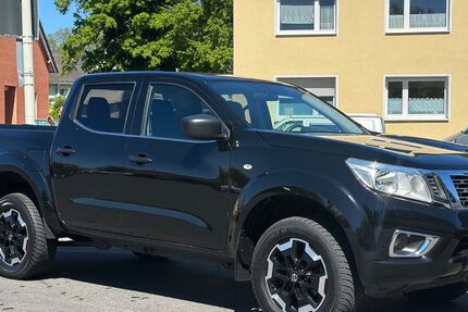 Nissan Navara 117.500 km 22.790 &euro; Solingen 42697