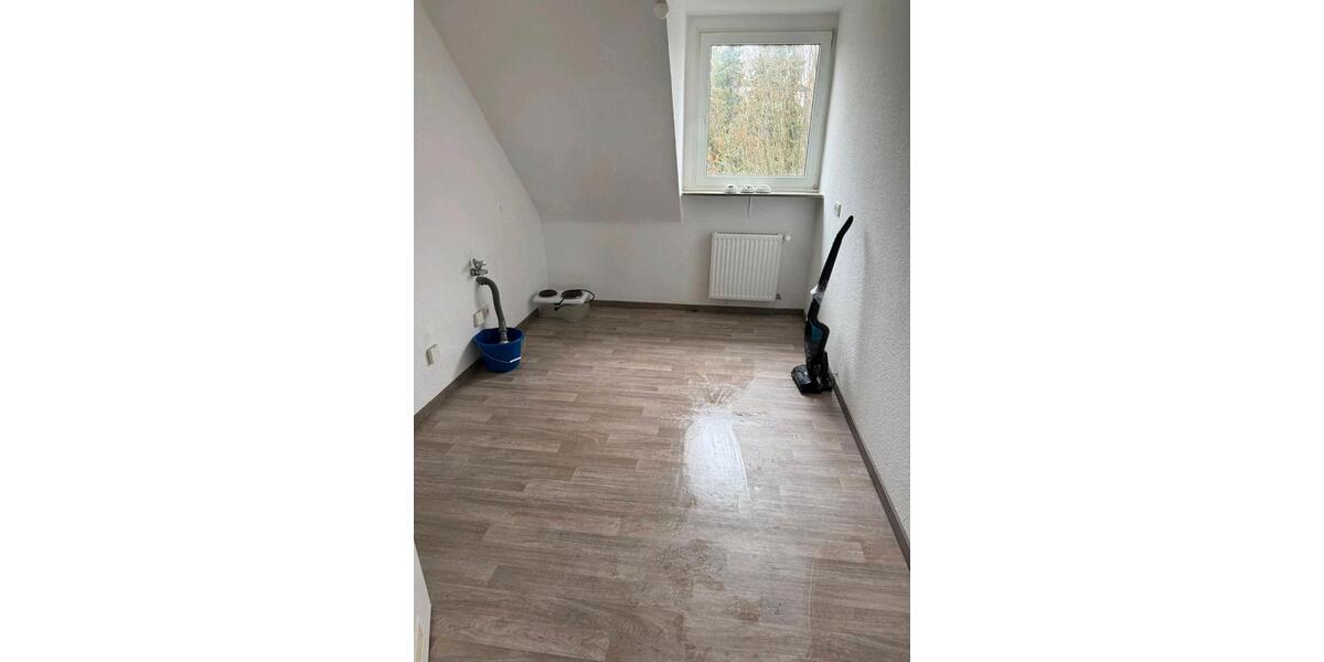 Dachgeschoßwohnung Heiligenhaus - 2 Zimmer, 60 m&sup2;, 550&euro; | Angebot:25884103