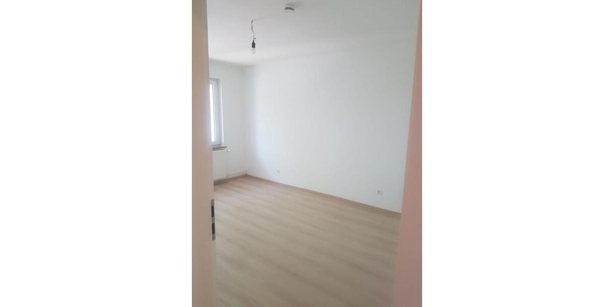 Etagenwohnung Moers Rheinkamp - 3 Zimmer, 68 m&sup2;, 590&euro; | Angebot:26479410