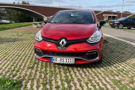 Renault Clio 122.948 km 9.900 &euro; Krefeld 47800