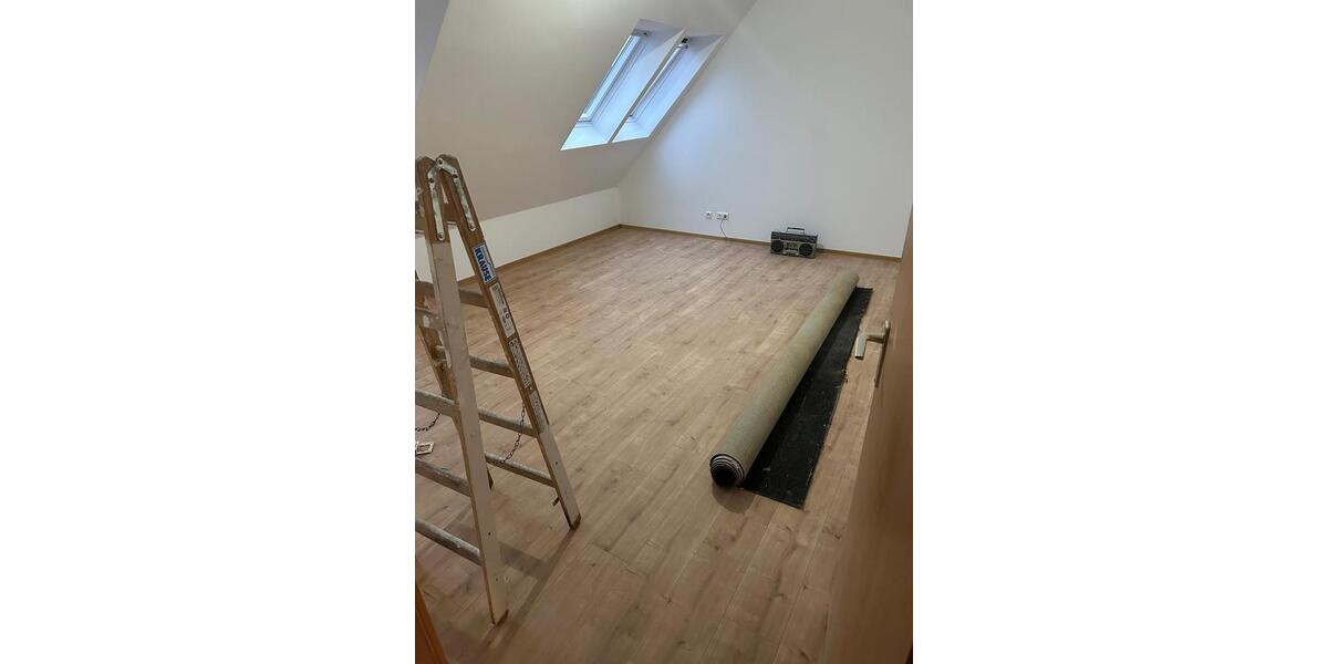 Dachgeschoßwohnung Duisburg Großenbaum - 2 Zimmer, 58 m&sup2;, 435&euro; | Angebot:25255192