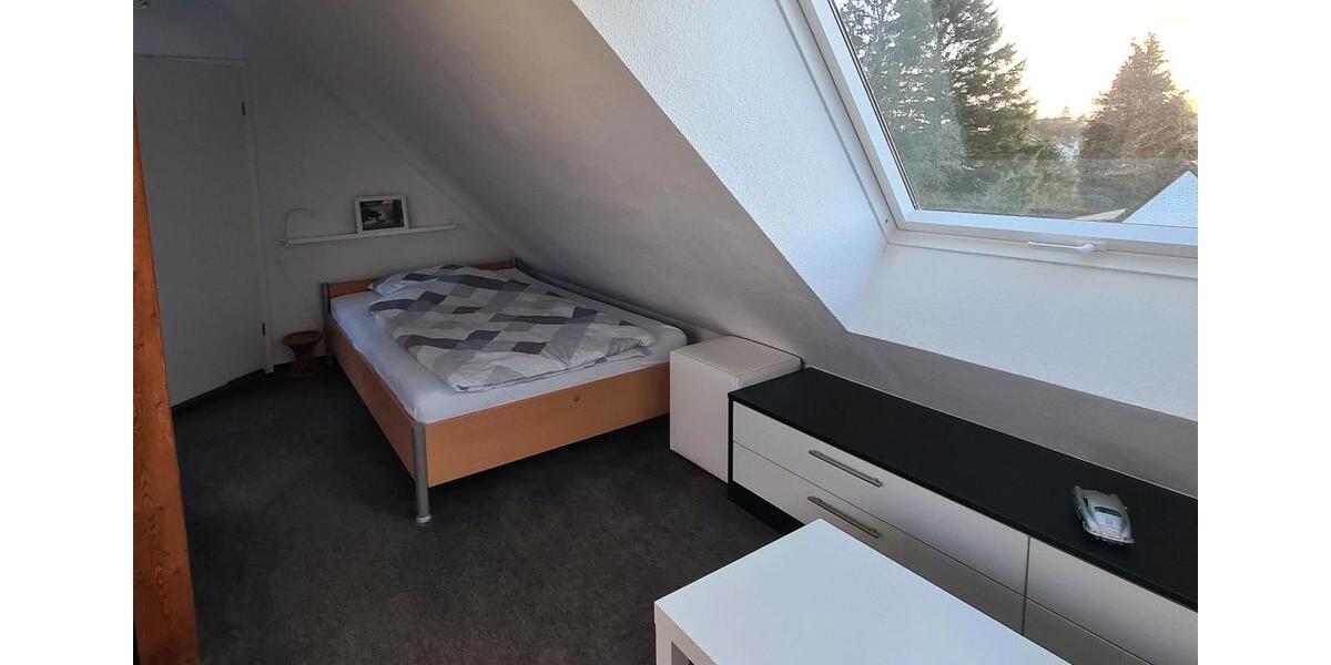Dachgeschoßwohnung Mettmann - 1 Zimmer, 35 m&sup2;, 410&euro; | Angebot:25551487