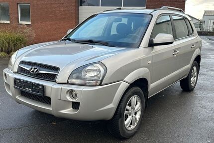 Hyundai TUCSON 202.000 km 3.299 &euro; Neuss 41460