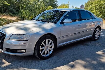 Audi A8 230.000 km 8.999 &euro; Langenfeld 40764