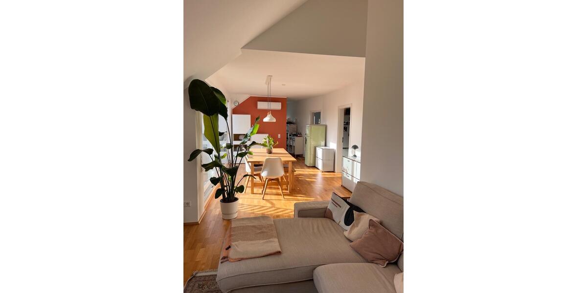 Dachgeschoßwohnung Haan - 2.5 Zimmer, 78 m&sup2;, 1.200&euro; | Angebot:25833787