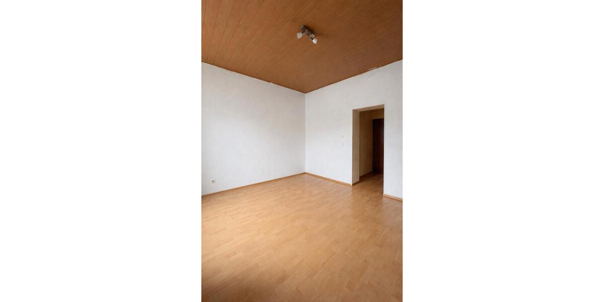 Etagenwohnung Krefeld Cracau - 1 Zimmer, 41 m&sup2;, 350&euro; | Angebot:25286268