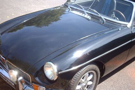 MG B 72.000 km 22.900 &euro; Düsseldorf 40489