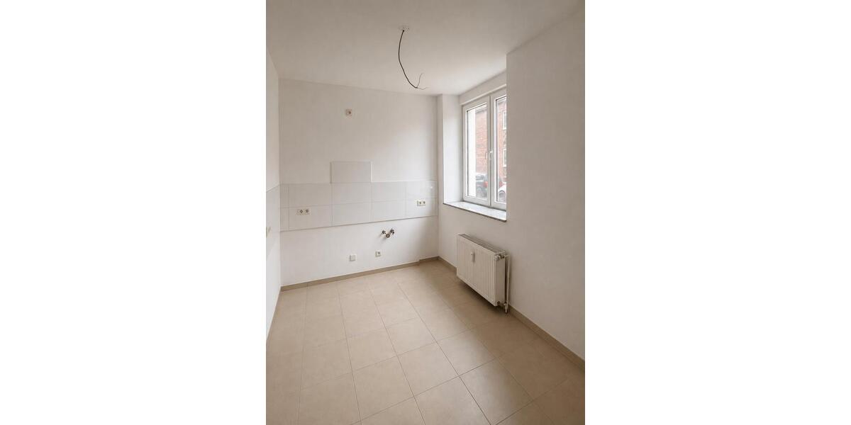 Erdgeschoßwohnung Duisburg Mittelmeiderich - 3 Zimmer, 97 m&sup2;, 820&euro; | Angebot:27552986