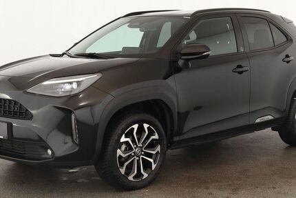 Toyota Yaris Cross 27.300 km 24.284 &euro; Düsseldorf 40233