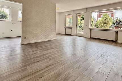 Wohnung Dormagen Broich - 3 Zimmer, 83 m&sup2;, 329.000&euro; | Angebot:26977740
