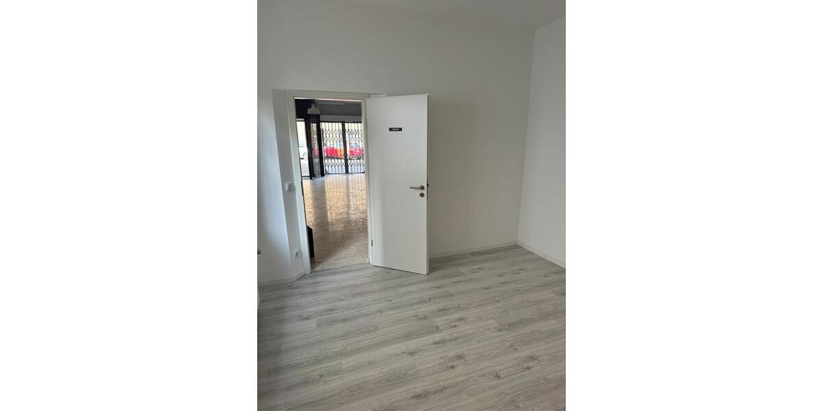 Gewerbeobjekt Essen Stadtbezirk VI - 910&euro; | Angebot:25854149