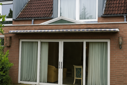 Haus Meerbusch-Strümp Strümp - 6 Zimmer, 155 m&sup2;, 675.000&euro; | Angebot:26492456