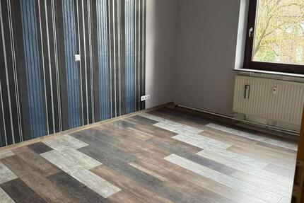 Wohnung Essen Stadtbezirk VI - 5 Zimmer, 120 m&sup2;, 700&euro; | Angebot:25054980