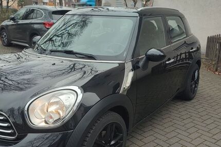 Mini Countryman D (Cooper) 148.983 km 6.500 &euro; Duisburg 47169