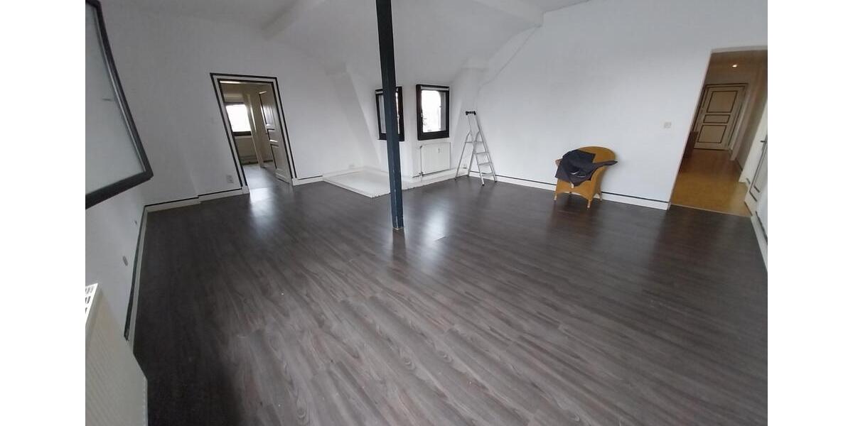 Dachgeschoßwohnung Krefeld Dießem - 2.5 Zimmer, 74 m&sup2;, 555&euro; | Angebot:24951309