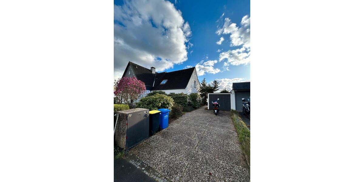 Doppelhaushälfte Essen Stadtbezirk VIII - 5 Zimmer, 130 m&sup2;, 250.000&euro; | Angebot:25942925