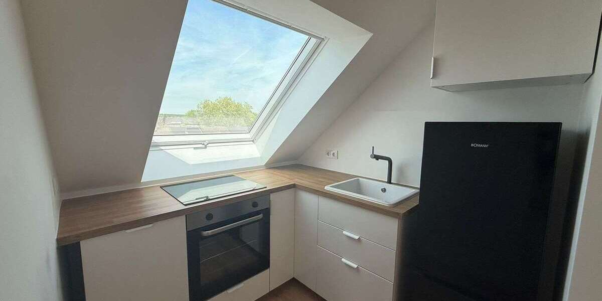 Etagenwohnung Neuss - 3 Zimmer, 71 m&sup2;, 1.100&euro; | Angebot:26972982