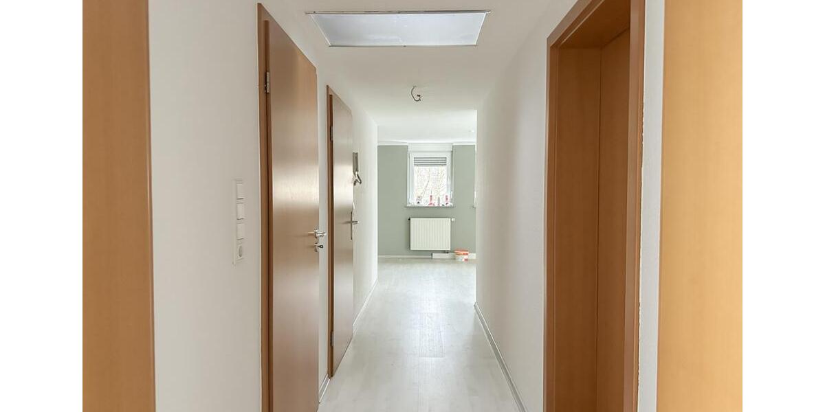 Dachgeschoßwohnung Hattingen Niederbonsfeld - 2 Zimmer, 47 m&sup2;, 376&euro; | Angebot:25648645