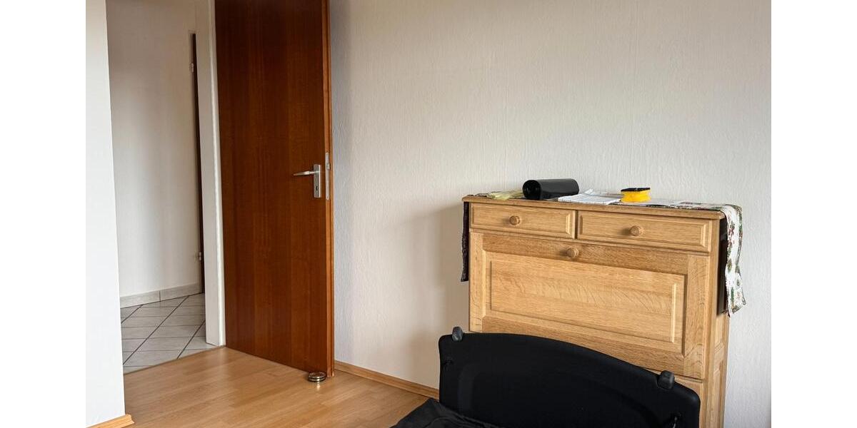 Etagenwohnung Moers Rheinkamp - 3 Zimmer, 75 m&sup2;, 675&euro; | Angebot:27553986