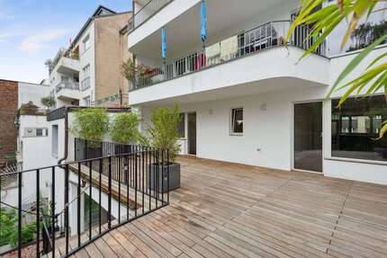 Wohnung Düsseldorf-Pempelfort Pempelfort - 4 Zimmer, 137 m&sup2;, 2.550&euro; | Angebot:26982477