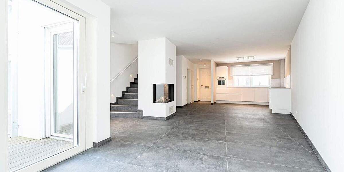 Etagenwohnung Hilden - 3 Zimmer, 122 m&sup2;, 2.340&euro; | Angebot:25738216