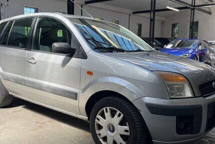 Ford Fusion 175.500 km 1.580 &euro; Velbert 42551