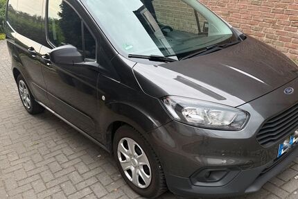 Ford Transit Courier 28.050 km 12.900 &euro; Wuppertal 42329