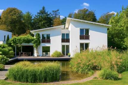 Haus Düsseldorf Stadtbezirk 10 - 13 Zimmer, 350 m&sup2;, 1.690.000&euro; | Angebot:24866666