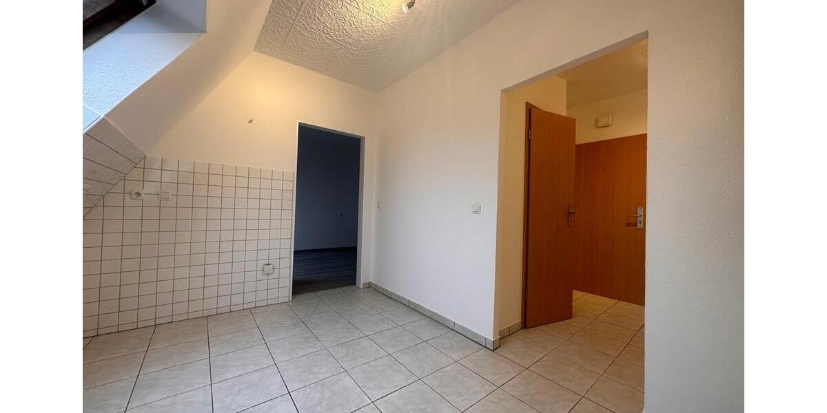 Dachgeschoßwohnung Essen Stadtbezirk VIII - 2 Zimmer, 54 m&sup2;, 540&euro; | Angebot:26413471