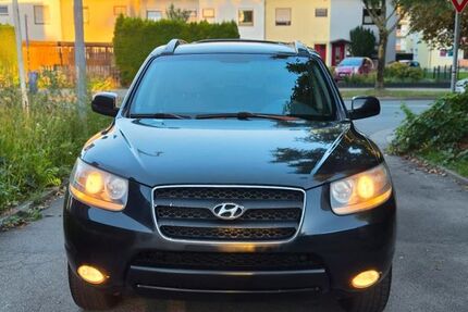 Hyundai SANTA FE 143.000 km 2.800 &euro; Essen 45356