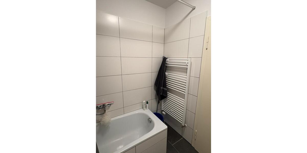 Etagenwohnung Wuppertal Gemarkung Elberfeld - 2 Zimmer, 68 m&sup2;, 684&euro; | Angebot:25379989