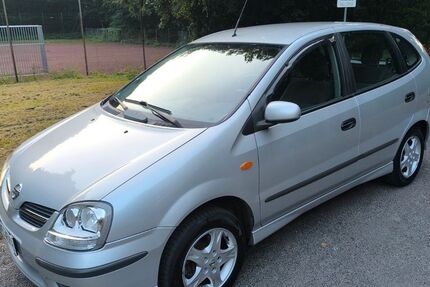 Nissan Almera Tino 201.054 km 1.700 &euro; Neuss 41466