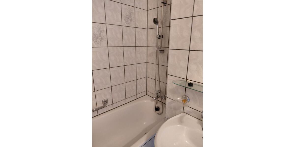 Etagenwohnung Hilden - 3 Zimmer, 75 m&sup2;, 170.000&euro; | Angebot:26022938
