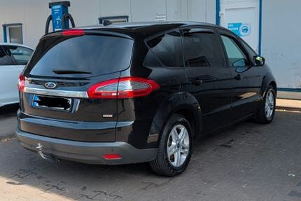Ford S-Max 189.000 km 8.900 &euro; Wuppertal 42287