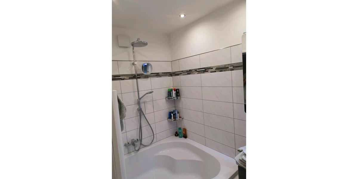 Etagenwohnung Krefeld Gartenstadt - 3 Zimmer, 82 m&sup2;, 215.000&euro; | Angebot:27178342