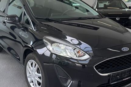Ford Fiesta 72.200 km 9.950 &euro; Remscheid 42859