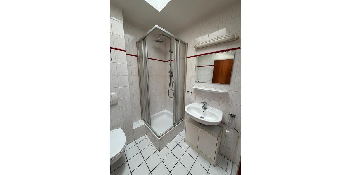 Etagenwohnung Dormagen Hackenbroich - 1 Zimmer, 30 m&sup2;, 400&euro; | Angebot:26153554