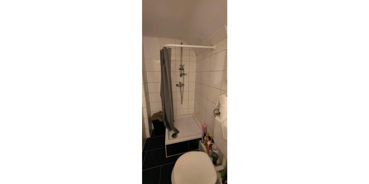 Dachgeschoßwohnung Essen Stadtbezirk III - 2.5 Zimmer, 55 m&sup2;, 480&euro; | Angebot:25872753