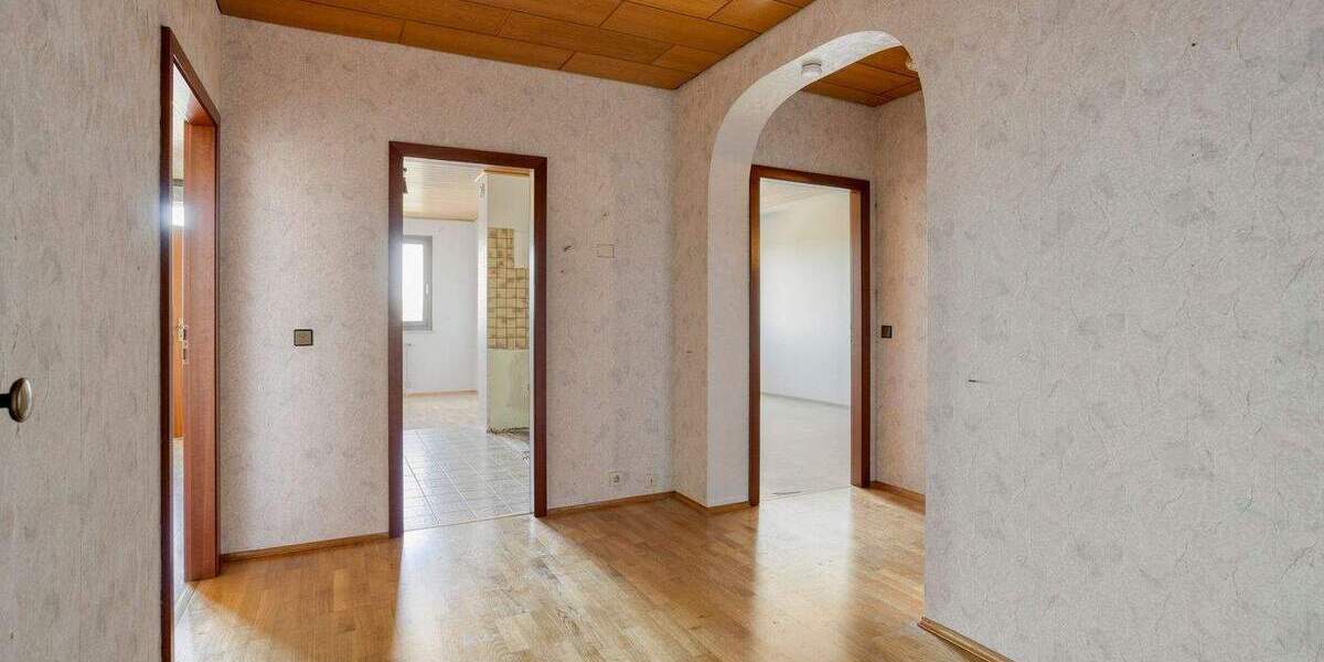 Etagenwohnung Remscheid Lennep - 3 Zimmer, 82 m&sup2;, 149.000&euro; | Angebot:25688212