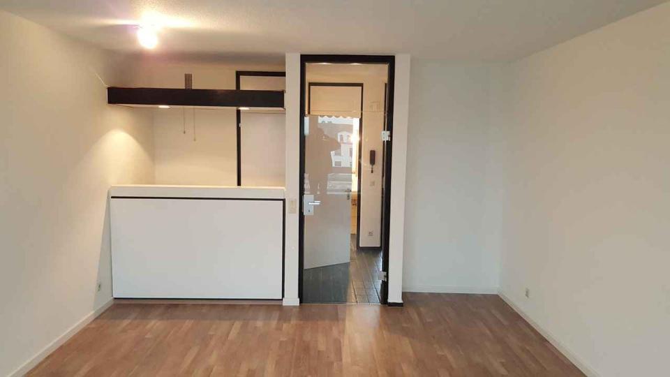 Etagenwohnung Solingen Mitte - 1 Zimmer, 35 m&sup2;, 364&euro; | Angebot:24786738