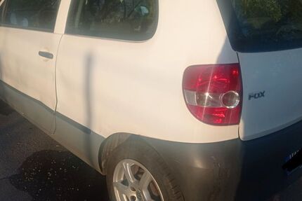 VW Fox 242.900 km 799 &euro; Krefeld 47829