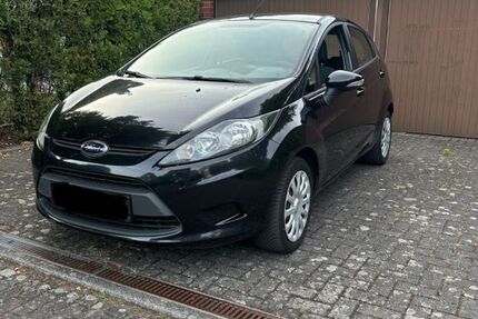 Ford Fiesta 140.000 km 3.900 &euro; Düsseldorf 40472