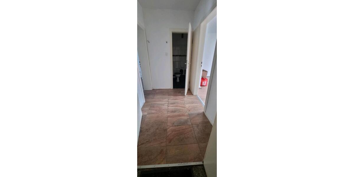 Etagenwohnung Duisburg Duisburg-Mitte - 2.5 Zimmer, 52 m&sup2;, 500&euro; | Angebot:25978306