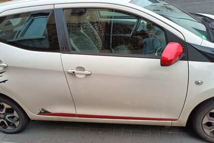 Toyota Andere 29.600 km 13.000 &euro; Bottrop 46236