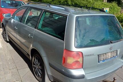 VW Passat 360.000 km 950 &euro; Wuppertal 42285